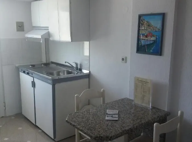 Pegasus Apartmanhotel Hanióti